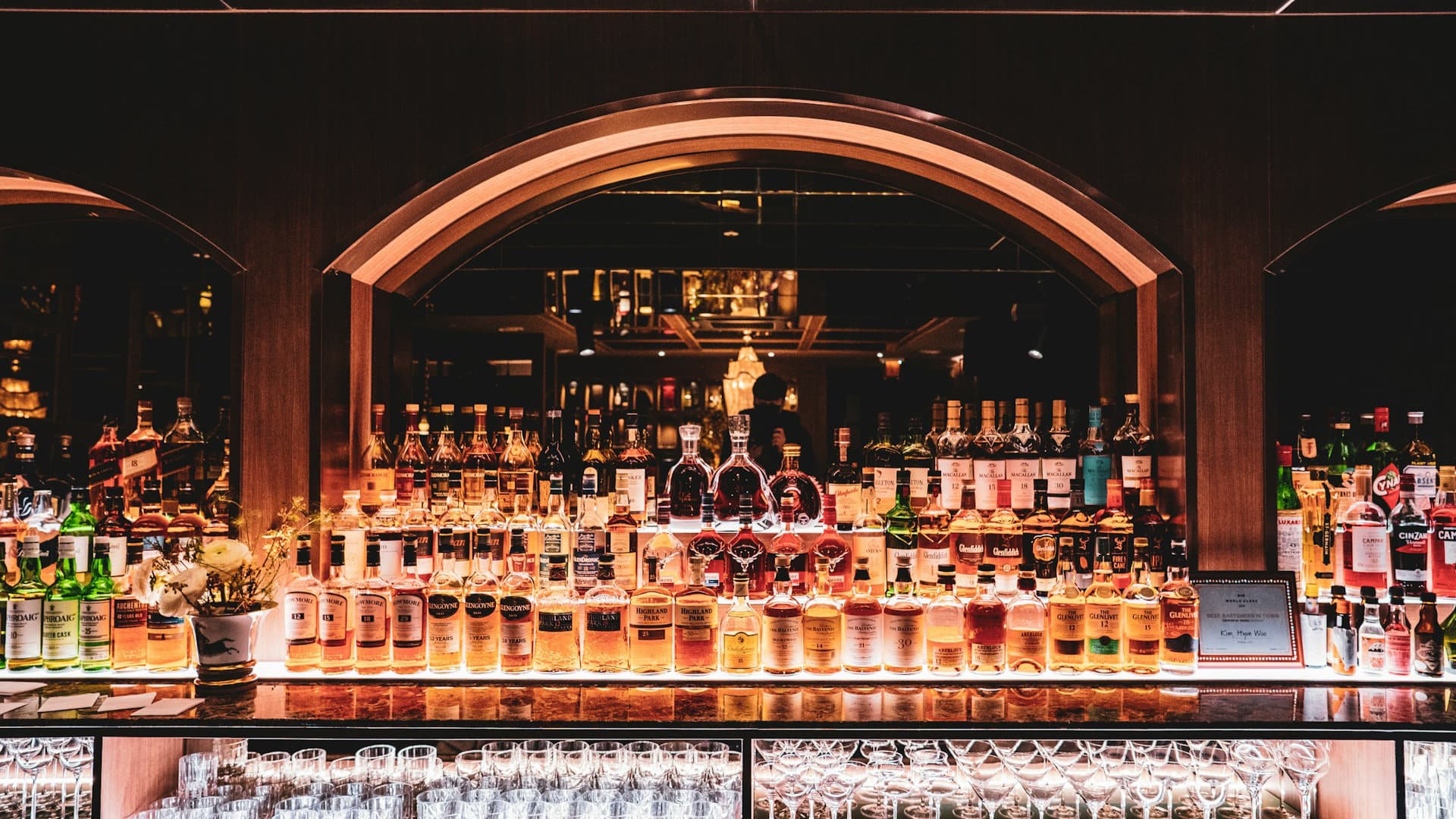 Chambers Bar - Craft Cocktails